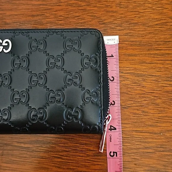 Authentic Gucci Logo Black Continental Wallet - Picture 9 of 11